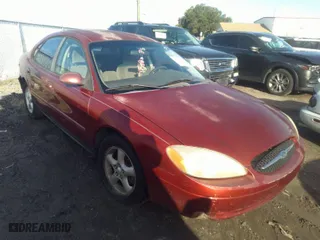2001 Ford Taurus SES with VIN 1FAFP55U41A281039, listed as a IAAI auction lot 41676971 with 139,866 mi miles. Bid and sale history available at carsss.com. Image 1.