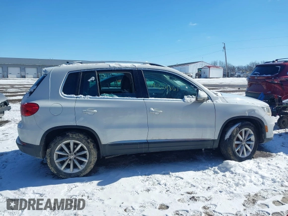 2017 Volkswagen Tiguan Wolfsburg Edition с VIN WVGRV7AX1HK005782, выставлен на аукционе IAAI как лот 41624861 с пробегом 114 660 миль миль и . История ставок и продаж доступна на DreamBid. Изображение 13.