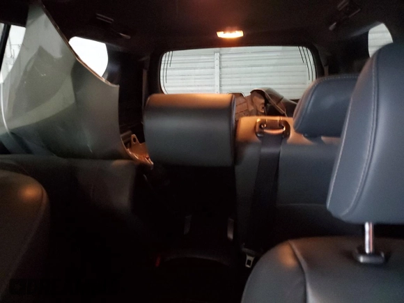 2021 Lexus GX 460 Premium z VIN JTJAM7BX1M5280478, wystawiony jako Copart lot #84597244 z przebiegiem 114 532 mil mil oraz Szkoda całkowita • Salvage title. Historia ofert i sprzedaży dostępna na DreamBid. Obrazek 10.