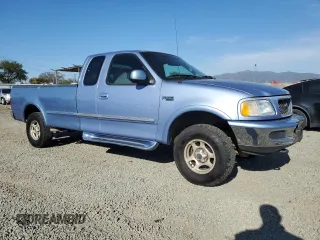 1997 Ford F-150 XL with VIN 1FTDX18W3VKB54516, listed as a Copart auction lot 51020785 with 71,825 mi miles and Clean Title. Bid and sale history available at carsss.com. Image 4.