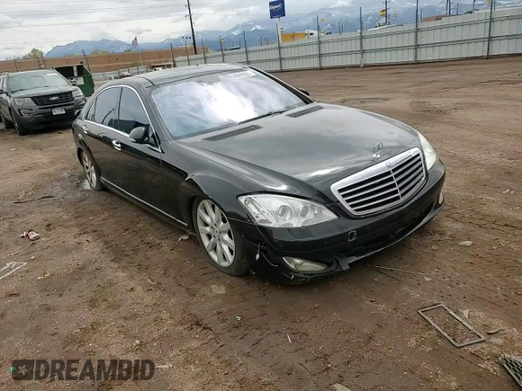 2008 Mercedes-Benz S 550 z VIN WDDNG86X38A214268, wystawiony jako Copart lot #56049625 z przebiegiem 99 301 mil mil oraz Szkoda całkowita • Salvage title. Historia ofert i sprzedaży dostępna na DreamBid. Obrazek 13.
