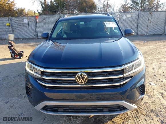 2021 Volkswagen Atlas 3.6L V6 SE w/Technology with VIN 1V2KR2CA6MC564513, listed as a IAAI auction lot 41582367 with 39,337 mi miles. Bid and sale history available at carsss.com. Image 12.