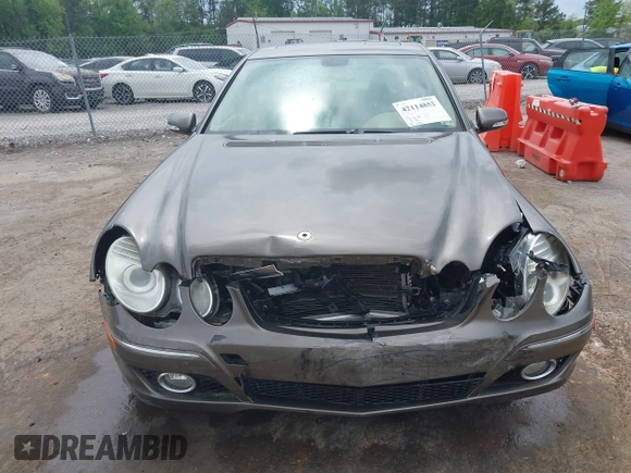 2009 Mercedes-Benz E Luxury 3.5L with VIN WDBUF87X09B418737, listed as a IAAI auction lot 42114852 with 93,014 mi miles. Bid and sale history available at carsss.com. Image 12.