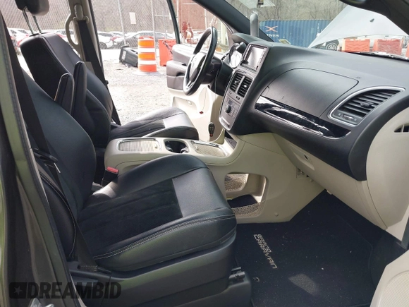 2014 Dodge Grand Caravan SXT with VIN 2C4RDGCG6ER376714, listed as a IAAI auction lot 41828025 with 172,285 mi miles and . Bid and sale history available at DreamBid. Image 5.