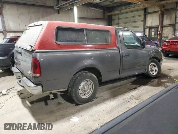 2003 Ford F-150 XL с VIN 2FTRF17223CA11632, выставлен на аукционе Copart как лот 84351334 с пробегом 110 200 миль миль и Списание • Salvage title. История ставок и продаж доступна на DreamBid. Изображение 3.