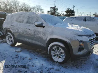 2025 Chevrolet Equinox FWD LT with VIN 3GNAXHEG4SL103195, listed as a Copart auction lot 45025225 with 1,042 mi miles and Salvage Title. Bid and sale history available at carsss.com. Image 4.