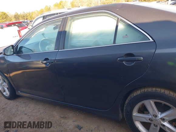 2013 Toyota Camry L with VIN 4T1BF1FK2DU707472, listed as a IAAI auction lot 41497251 with 115,250 mi miles. Bid and sale history available at carsss.com. Image 14.