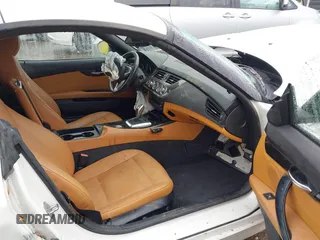 2015 BMW Z4 sDrive28i with VIN WBALL5C59FP557690, listed as a IAAI auction lot 41453980 with 78,641 mi miles. Bid and sale history available at carsss.com. Image 5.
