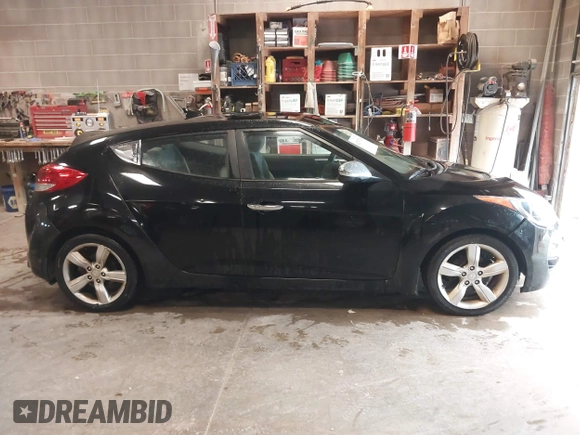 2012 Hyundai Veloster w/Gray Int с VIN KMHTC6AD3CU020230, выставлен на аукционе IAAI как лот 42307281 с пробегом 185 002 миль миль и . История ставок и продаж доступна на DreamBid. Изображение 14.