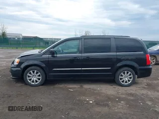 2014 Chrysler Town & Country Touring with VIN 2C4RC1BG7ER449297, listed as a IAAI auction lot 42113170 with 195,878 mi miles and . Bid and sale history available at DreamBid. Image 14.