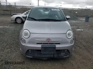 2017 FIAT 500e with VIN 3C3CFFGE7HT525317, listed as a Copart auction lot 48951485 with 0 mi miles and Salvage Title. Bid and sale history available at carsss.com. Image 5.