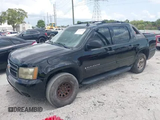 2007 Chevrolet Avalanche LTZ with VIN 3GNFK12397G318522, listed as a IAAI auction lot 42149541 with 182,708 mi miles and . Bid and sale history available at DreamBid. Image 2.