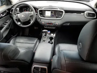 2019 Kia Sorento SX Limited with VIN 5XYPKDA51KG499205, listed as a Copart auction lot 45203515 with 55,145 mi miles and Salvage Title. Bid and sale history available at carsss.com. Image 8.