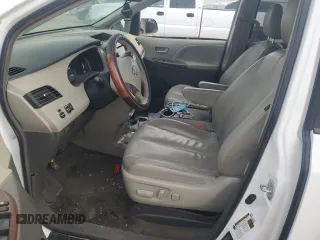 2012 Toyota Sienna XLE AAS with VIN 5TDYK3DC6CS277532, listed as a Copart auction lot 47453945 with 130,451 mi miles and Salvage Title. Bid and sale history available at carsss.com. Image 7.