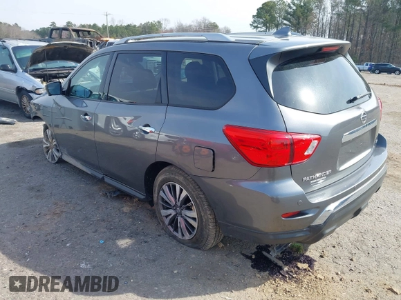 2019 Nissan Pathfinder S z VIN 5N1DR2MN5KC642848, wystawiony jako IAAI lot #41796336 z przebiegiem 69 783 mil mil oraz . Historia ofert i sprzedaży dostępna na DreamBid. Obrazek 3.