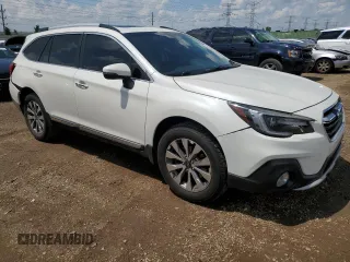 2018 Subaru Outback Touring with VIN 4S4BSETC9J3268787, listed as a Copart auction lot 61550025 with 72,537 mi miles and Salvage title. Bid and sale history available at DreamBid. Image 4.