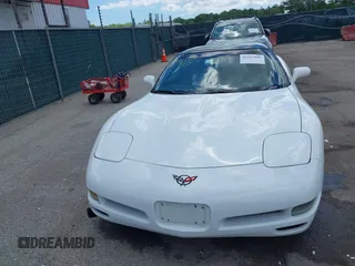 2004 Chevrolet Corvette with VIN 1G1YY22GX45107253, listed as a IAAI auction lot 42213996 with 169,178 mi miles and . Bid and sale history available at DreamBid. Image 12.