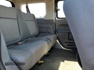 2003 Honda Element EX with VIN 5J6YH28503L017370, listed as a Copart auction lot 60040825 with 239,941 mi miles and Clean title. Bid and sale history available at DreamBid. Image 11.