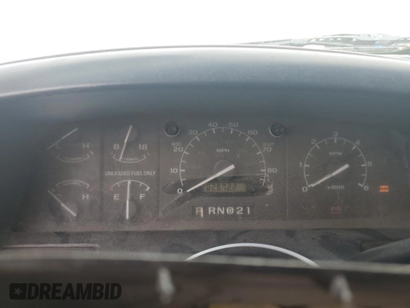 1996 Ford Bronco Custom with VIN 1FMEU15H2TLB39706, listed as a Copart auction lot 52936135 with 202,872 mi miles and Clean title. Bid and sale history available at DreamBid. Image 9.