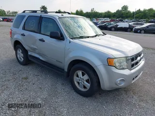 2008 Ford Escape XLT с VIN 1FMCU93128KC01646, выставлен на аукционе IAAI как лот 42372522 с пробегом 211 988 миль миль и . История ставок и продаж доступна на DreamBid. Изображение 1.