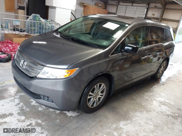 2013 Honda Odyssey EX-L with VIN 5FNRL5H60DB062378, listed as a IAAI auction lot 41862124 with 130,445 mi miles. Bid and sale history available at carsss.com. Image 17.