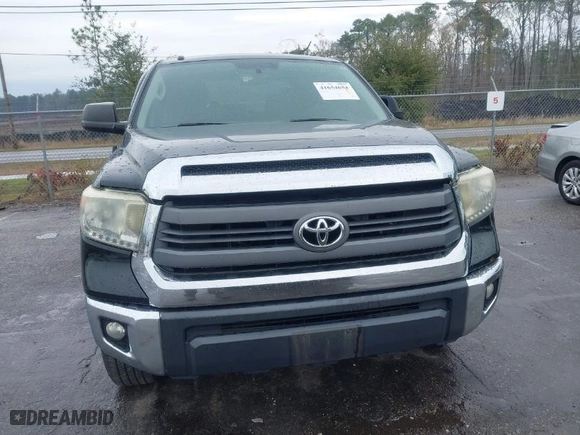 2014 Toyota Tundra 4WD Truck SR5 with VIN 5TFDW5F10EX395339, listed as a IAAI auction lot 41654654 with 238,745 mi miles. Bid and sale history available at carsss.com. Image 12.