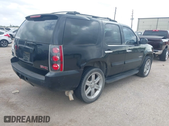 2007 GMC Yukon SLE with VIN 1GKFC13J87R157944, listed as a IAAI auction lot 42135875 with 260,587 mi miles and . Bid and sale history available at DreamBid. Image 4.