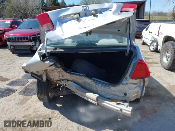 2002 Honda Civic LX with VIN 1HGES15562L039463, listed as a IAAI auction lot 41851232 with 173,411 mi miles. Bid and sale history available at carsss.com. Image 16.
