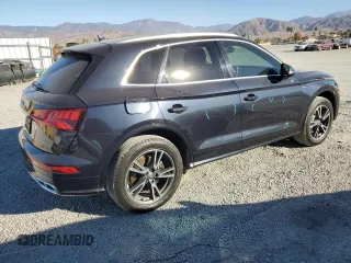 2020 Audi Q5 Premium with VIN WA1G2AFY6L2060055, listed as a Copart auction lot 83662284 with 61,798 mi miles and Salvage Title. Bid and sale history available at carsss.com. Image 3.