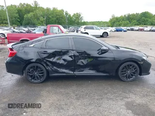 2020 Honda Civic Si z VIN 2HGFC1E50LH706382, wystawiony jako IAAI lot #42227326 z przebiegiem 72 591 mil mil oraz . Historia ofert i sprzedaży dostępna na DreamBid. Obrazek 6.