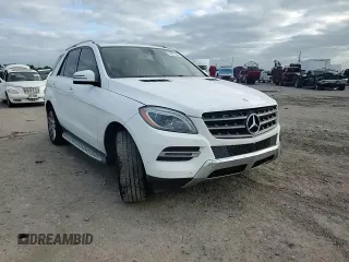 2015 Mercedes-Benz M 350 z VIN 4JGDA5JBXFA527876, wystawiony jako Copart lot #52631565 z przebiegiem 178 818 mil mil oraz Szkoda całkowita • Salvage title. Historia ofert i sprzedaży dostępna na DreamBid. Obrazek 10.