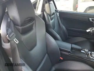 2020 Mercedes-Benz SLC 300 z VIN W1KPK3JA7LF171157, wystawiony jako Copart lot #83157894 z przebiegiem Nie podano mil oraz Szkody całkowita. Historia ofert i sprzedaży dostępna na DreamBid. Obrazek 10.