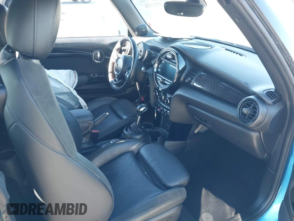 2019 MINI Convertible Cooper S with VIN WMWWG9C50K3J31011, listed as a IAAI auction lot 41332186 with 82,105 mi miles. Bid and sale history available at carsss.com. Image 5.
