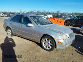 2001 Mercedes-Benz C 230/260/280/320 with VIN WDBRF61J21F054414, listed as a IAAI auction lot 41409852 with 172,113 mi miles and . Bid and sale history available at DreamBid. Image 1.