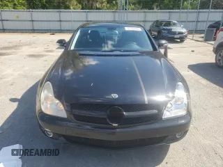 2008 Mercedes-Benz CLS-Class 5.5L with VIN WDDDJ72XX8A129425, listed as a Copart auction lot 52159495 with 150,429 mi miles and Salvage Title. Bid and sale history available at carsss.com. Image 5.
