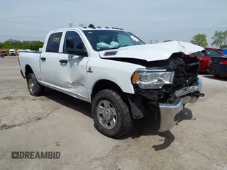 2022 Ram 2500 Tradesman with VIN 3C6UR5CL5NG252296, listed as a IAAI auction lot 42077228 with 129,337 mi miles and . Bid and sale history available at DreamBid. Image 1.