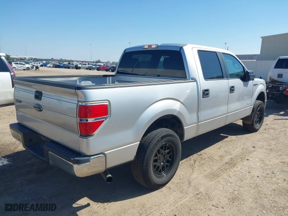 2013 Ford F-150 XL with VIN 1FTFW1CT2DFB23323, listed as a IAAI auction lot 41483856 with 272,488 mi miles. Bid and sale history available at carsss.com. Image 4.