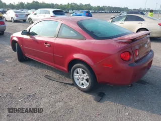 2007 Chevrolet Cobalt LT z VIN 1G1AL15F177407821, wystawiony jako IAAI lot #42418260 z przebiegiem 117 798 mil mil oraz . Historia ofert i sprzedaży dostępna na DreamBid. Obrazek 3.
