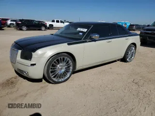 2005 Chrysler 300 with VIN 2C3AA53G55H182941, listed as a Copart auction lot 67077814 with 152,446 mi miles and Salvage Title. Bid and sale history available at carsss.com. Image 1.