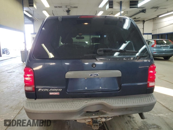 2002 Ford Explorer Sport XLS z VIN 1FMZU70E42UC30826, wystawiony jako Copart lot #42163415 z przebiegiem 148 764 mil mil oraz Szkoda całkowita • Salvage title. Historia ofert i sprzedaży dostępna na DreamBid. Obrazek 6.