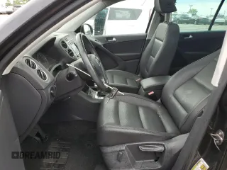 2010 Volkswagen Tiguan SEL with VIN WVGAV7AXXAW531730, listed as a Copart auction lot 63025245 with 77,920 mi miles and Clean title. Bid and sale history available at DreamBid. Image 7.