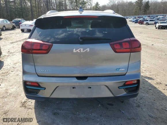 2022 Kia Niro EV S with VIN KNDCC3LG3N5121923, listed as a Copart auction lot 49021805 with 37,890 mi miles and Salvage Title. Bid and sale history available at carsss.com. Image 6.