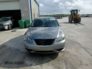 2013 Chrysler 200 Touring with VIN 1C3CCBBGXDN729159, listed as a Copart auction lot 47550215 with 67,748 mi miles and Salvage Title. Bid and sale history available at carsss.com. Image 13.