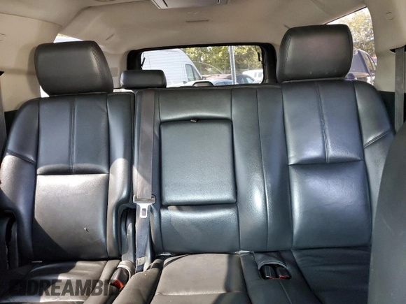 2014 Chevrolet Suburban LT with VIN 1GNSKJE72ER131763, listed as a Copart auction lot 69026754 with 186,248 mi miles and Salvage Title. Bid and sale history available at carsss.com. Image 10.