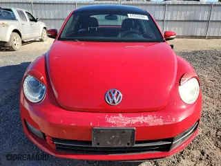 2012 Volkswagen Beetle 2.5L w/Sun PZEV with VIN 3VWJP7AT7CM646023, listed as a Copart auction lot 77233844 with 104,543 mi miles and Clean Title. Bid and sale history available at carsss.com. Image 5.