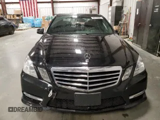 2012 Mercedes-Benz E 350 Luxury with VIN WDDHF5KB0CA605038, listed as a Copart auction lot 88743085 with 147,275 mi miles and Salvage Title. Bid and sale history available at DreamBid. Image 5.