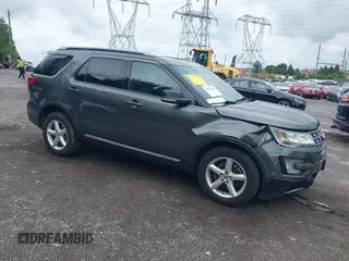 2017 Ford Explorer XLT z VIN 1FM5K8D80HGA01016, wystawiony jako IAAI lot #42329236 z przebiegiem 119 177 mil mil oraz . Historia ofert i sprzedaży dostępna na DreamBid. Obrazek 1.