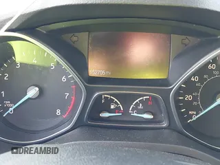 2017 Ford Escape SE with VIN 1FMCU9G96HUA07349, listed as a IAAI auction lot 41784427 with 152,705 mi miles. Bid and sale history available at carsss.com. Image 7.
