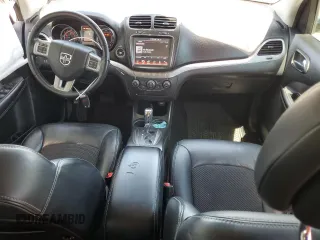 2019 Dodge Journey Crossroad z VIN 3C4PDCGG1KT797517, wystawiony jako Copart lot #54095955 z przebiegiem 40 186 mil mil oraz Szkoda całkowita • Salvage title. Historia ofert i sprzedaży dostępna na DreamBid. Obrazek 8.
