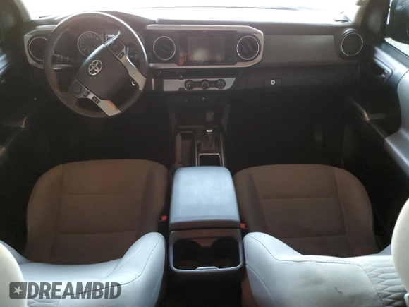 2017 Toyota Tacoma SR5 z VIN 3TMAZ5CN4HM047927, wystawiony jako Copart lot #54748255 z przebiegiem 87 906 mil mil oraz Szkoda całkowita • Salvage title. Historia ofert i sprzedaży dostępna na DreamBid. Obrazek 8.